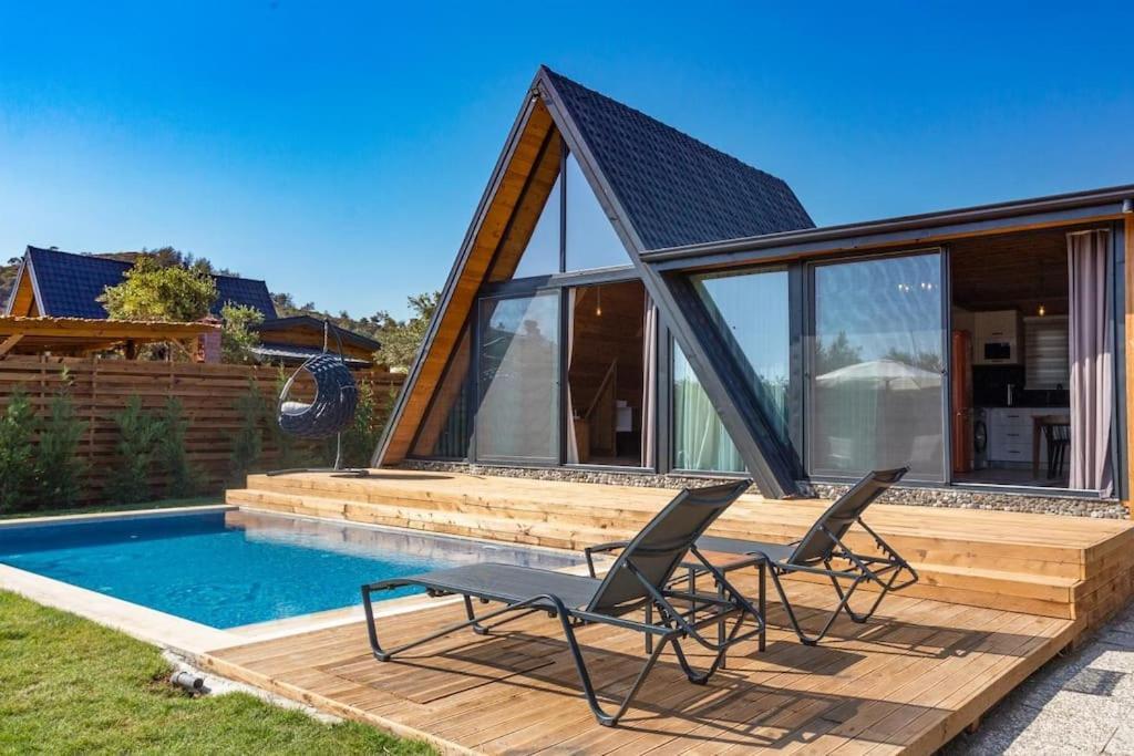 Villa Zeytin Havuzlu Jakuzili フェティエ エクステリア 写真