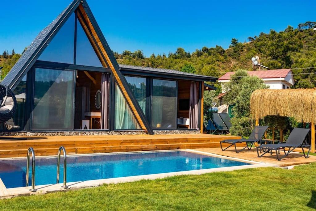 Villa Zeytin Havuzlu Jakuzili フェティエ エクステリア 写真